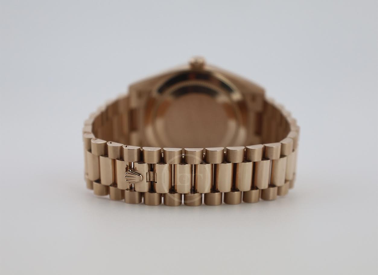 Rolex Day-Date 40 Rose Gold Olive Green Roman Dial & Fluted Bezel President Bracelet 228235 -