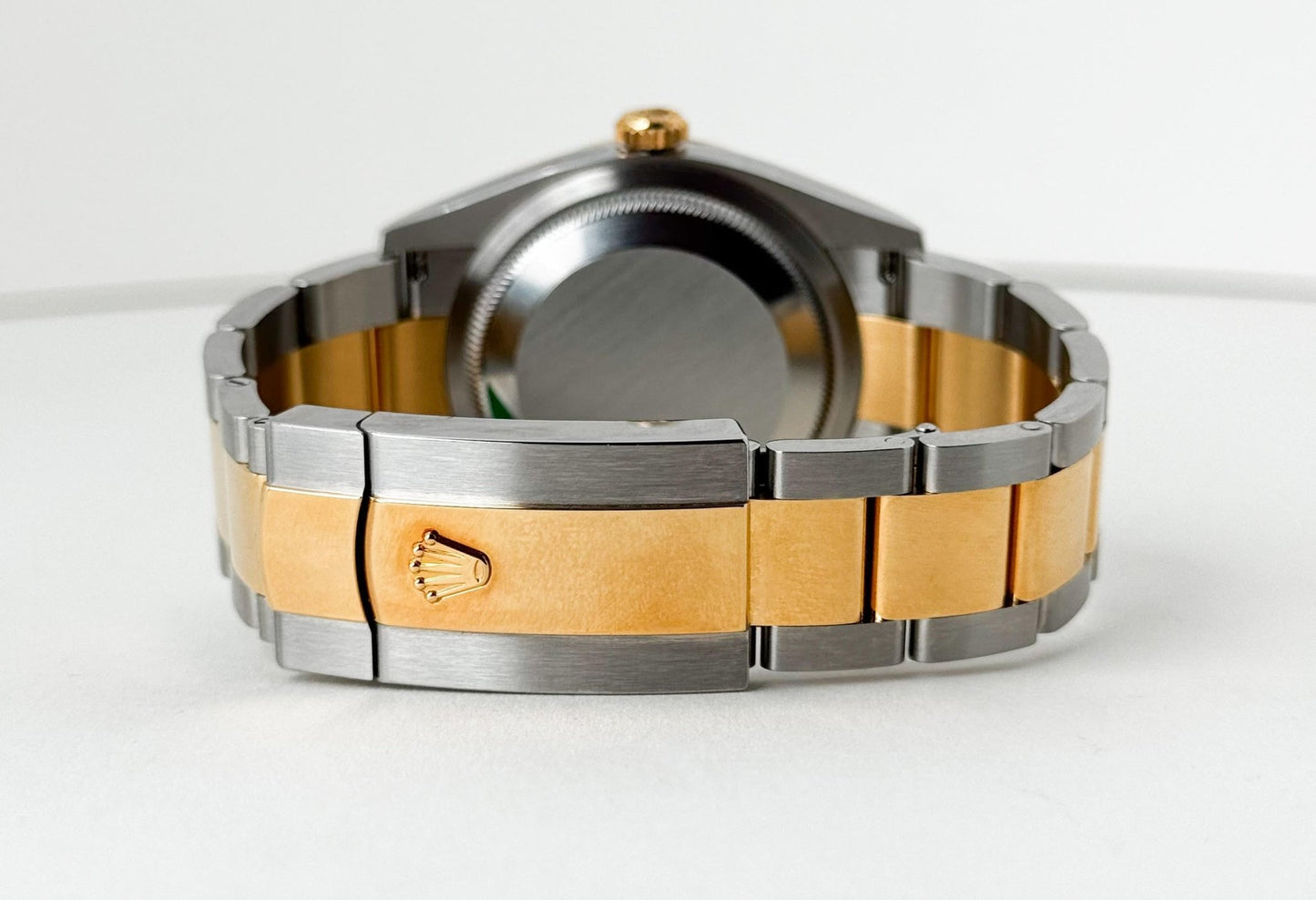 Rolex Datejust 36 Yellow Gold/Steel Champagne Diamond Dial & Fluted Bezel Oyster Bracelet 126233 - Luxury Time NYC