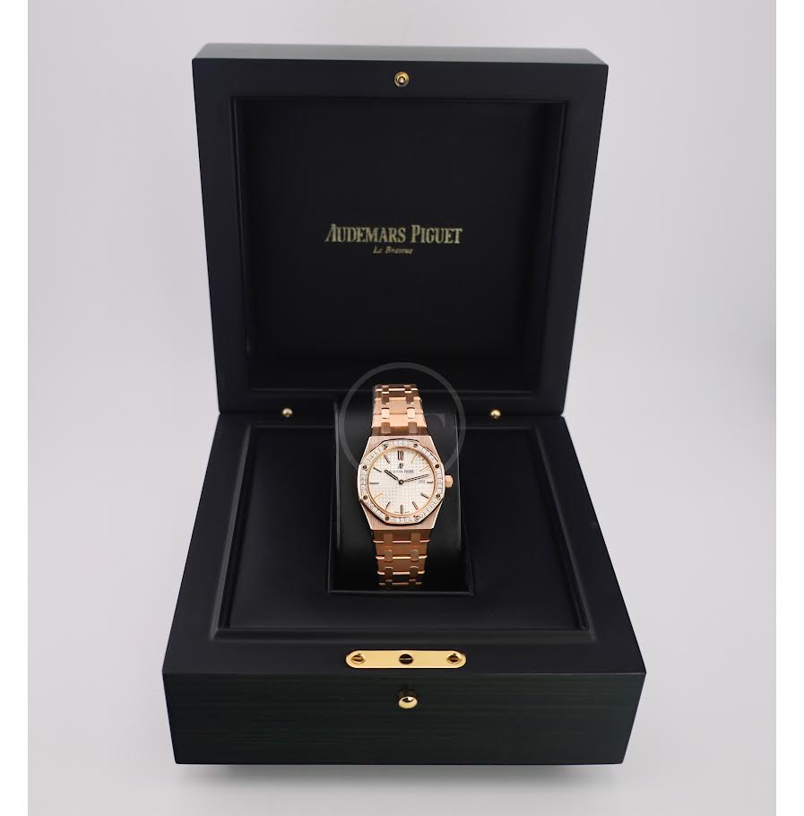 Audemars Piguet Ladies Collection Royal Oak Quartz Watch-Silver Dial 33mm-67651OR.ZZ.1261OR.01