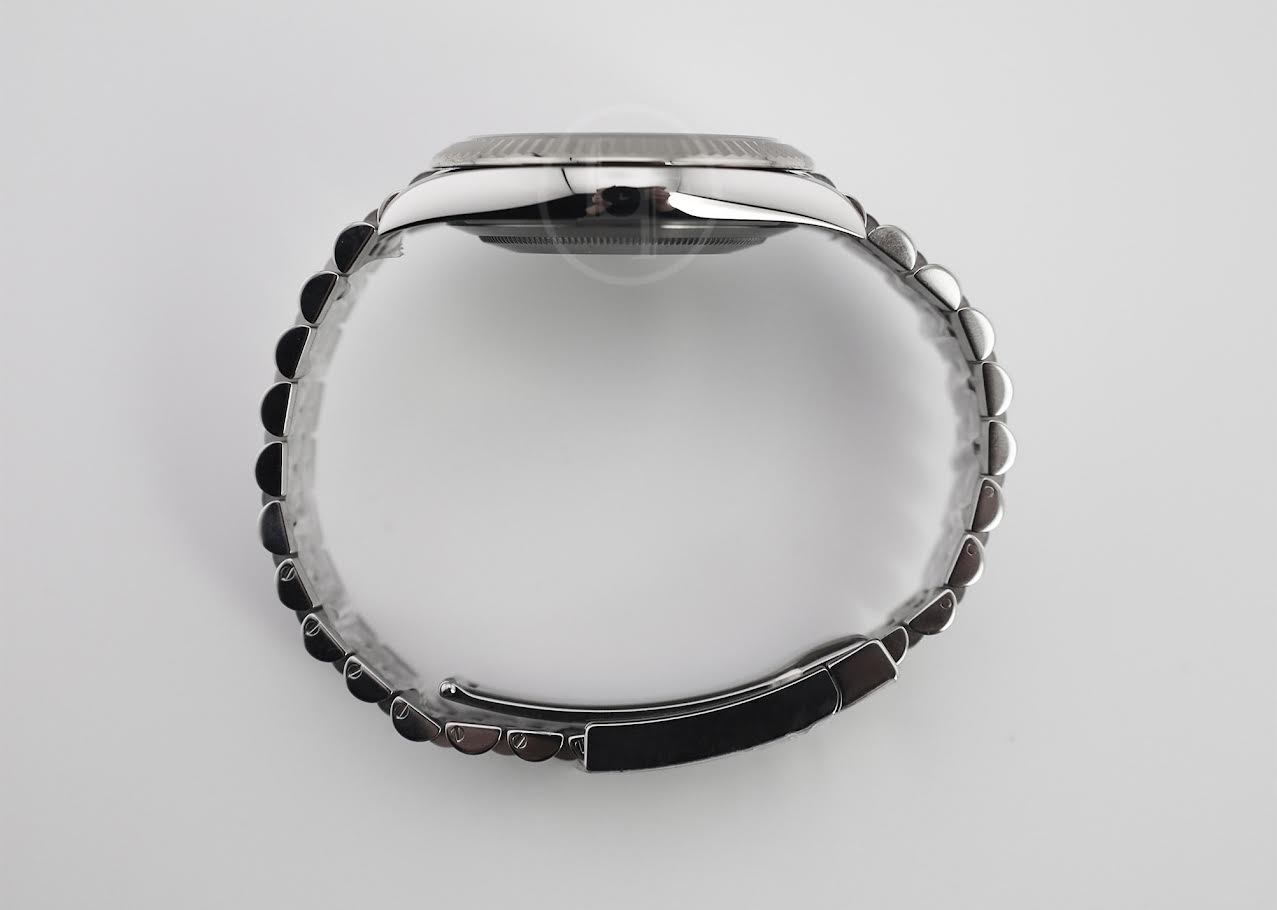 Rolex Datejust 41 White Gold/Steel Black Index Dial Fluted Bezel Jubilee Bracelet 126334 -