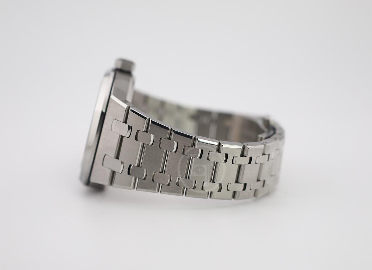 Audemars Piguet Royal Oak Selfwinding Watch-Grey Dial 37mm-15451ST.ZZ.1256ST.02