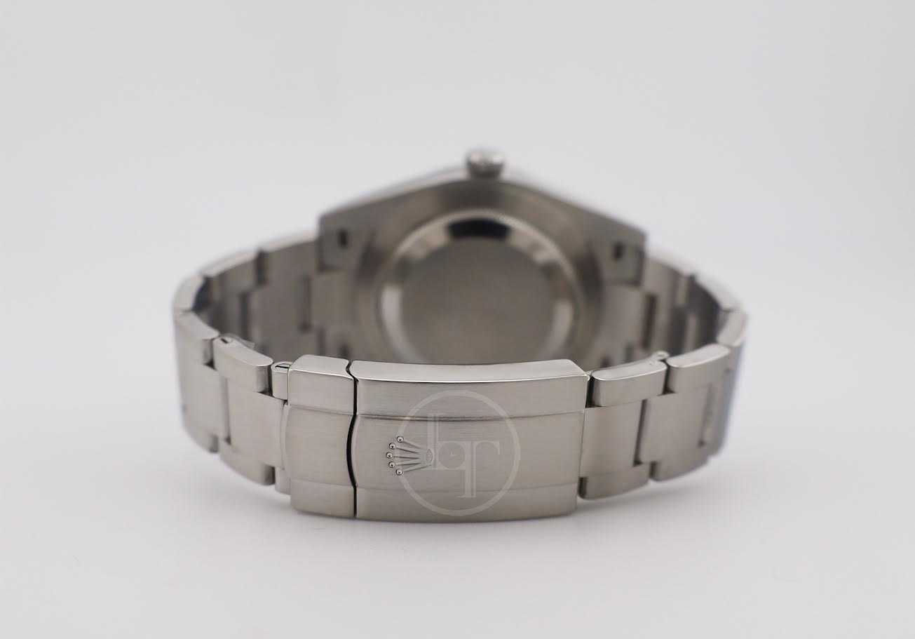 Rolex Oyster Perpetual 41 Watch - Domed Bezel - Green Index Dial - Oyster Bracelet - 2020 Release - 124300 greio