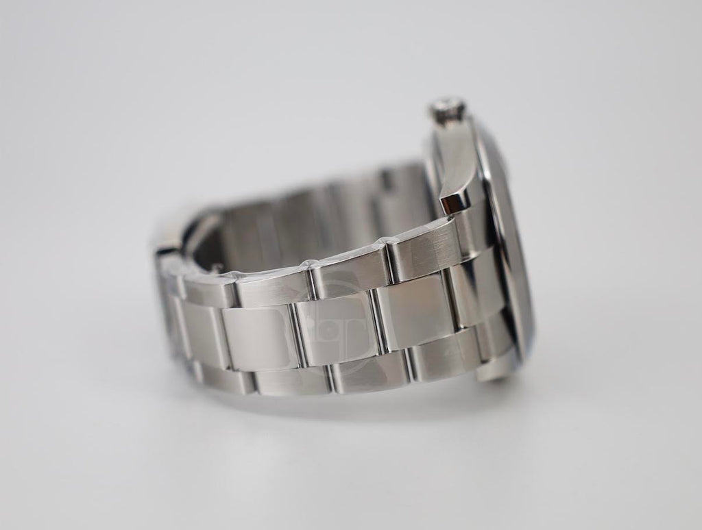 Rolex Datejust 41 Stainless Steel Blue Roman Dial Smooth Bezel Oyster Bracelet 126300 -