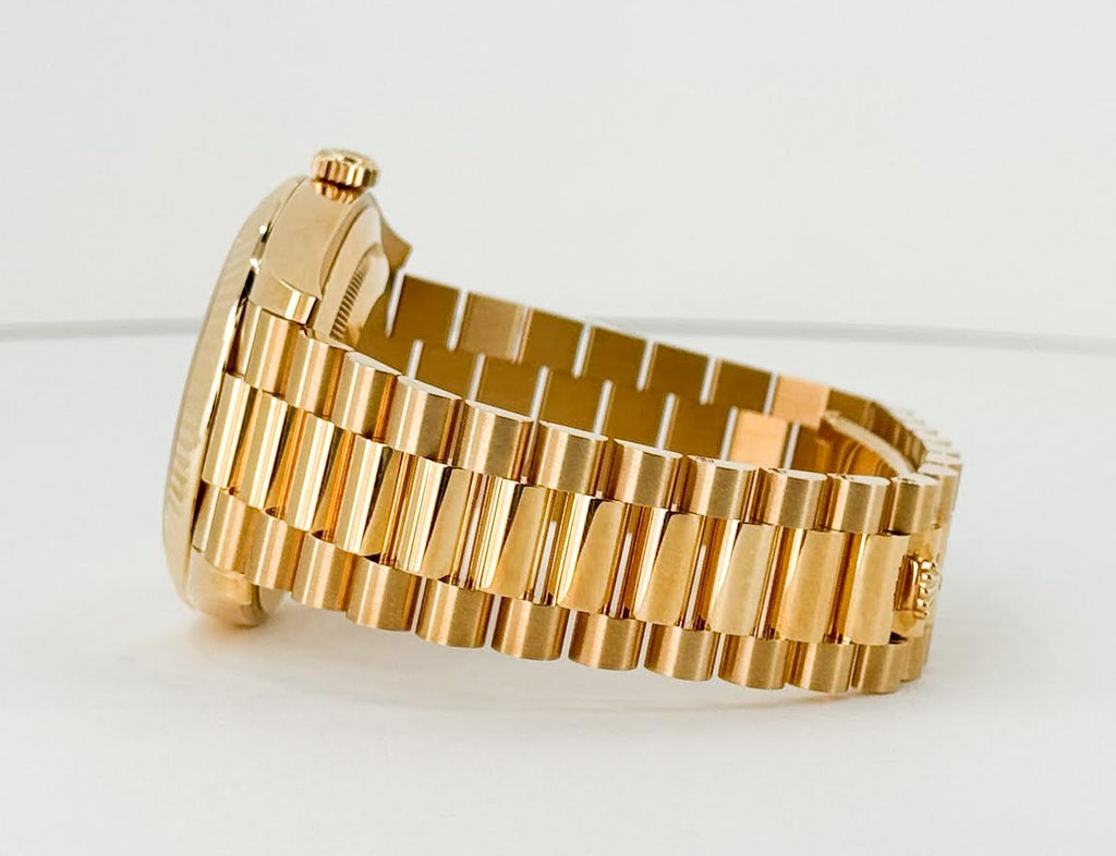 Rolex Day-Date 40 Yellow Gold Champagne Diamond Dial & Fluted Bezel President Bracelet 228238 -