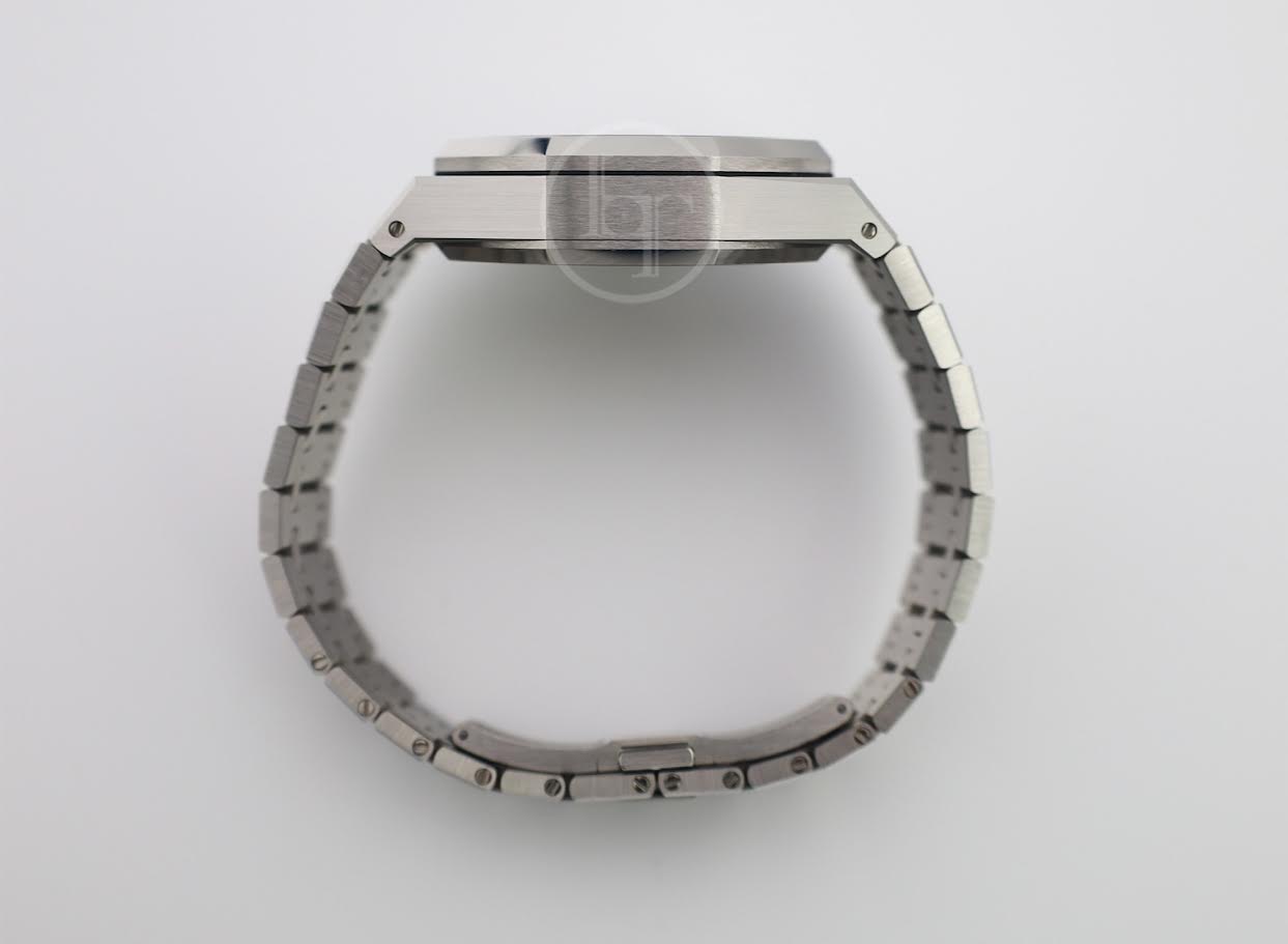 Audemars Piguet Royal Oak Selfwinding Stainless Steel 41mm White Dial 26240ST.OO.1320ST.03