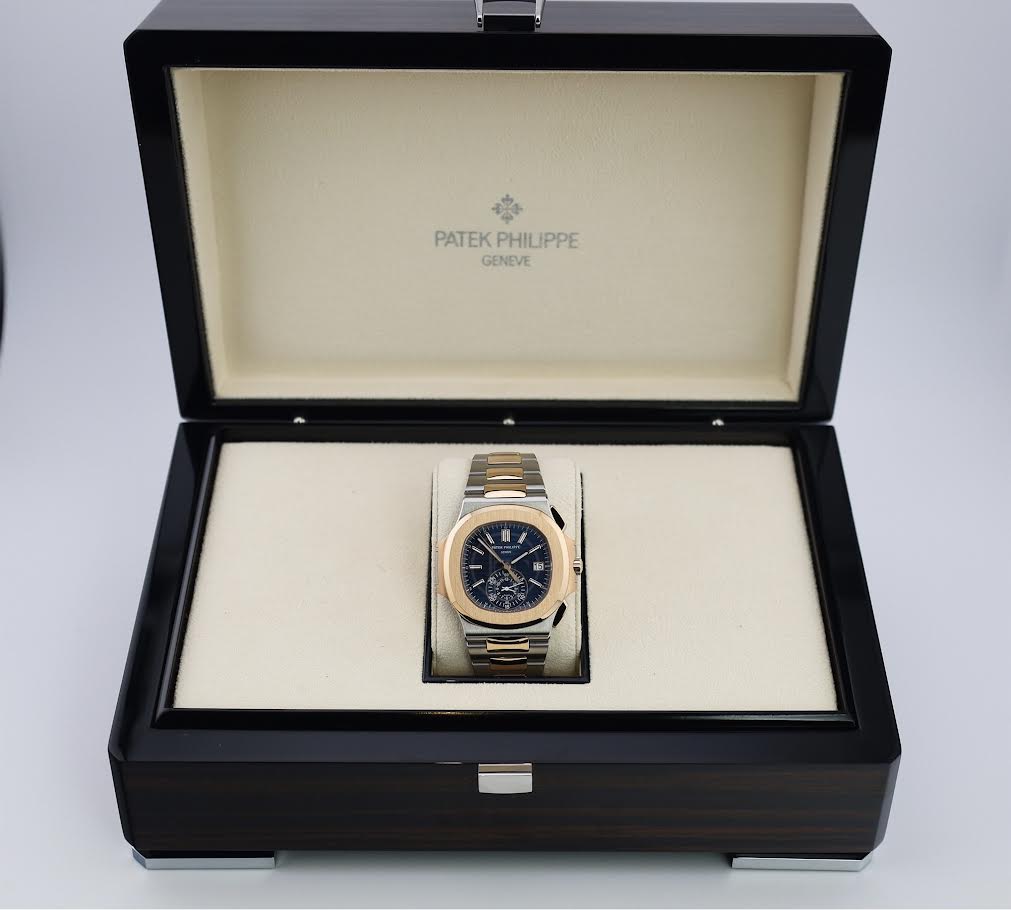 Patek Philippe Nautilus Chronograph Date Automatic Stainless Steel Rose Gold Blue Dial | 5980/1AR-001