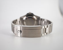 Load image into Gallery viewer, Rolex Submariner 41mm Date &quot;Kermit&quot; Stainless Steel Green Bezel - 126610LV MK2