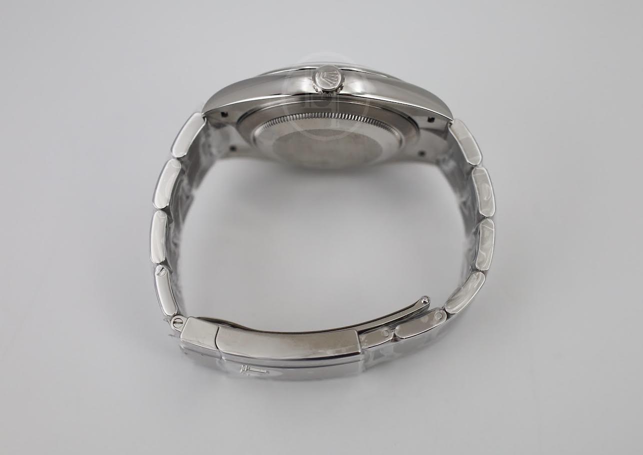 Rolex Datejust 41 Stainless Steel Blue Roman Dial Smooth Bezel Oyster Bracelet 126300 -