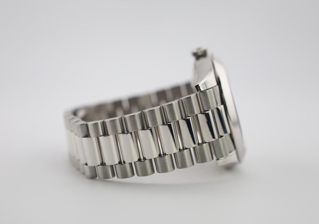 Rolex Day-Date 40 Platinum Olive Green Roman Dial & Smooth Bezel President Bracelet 228206 -