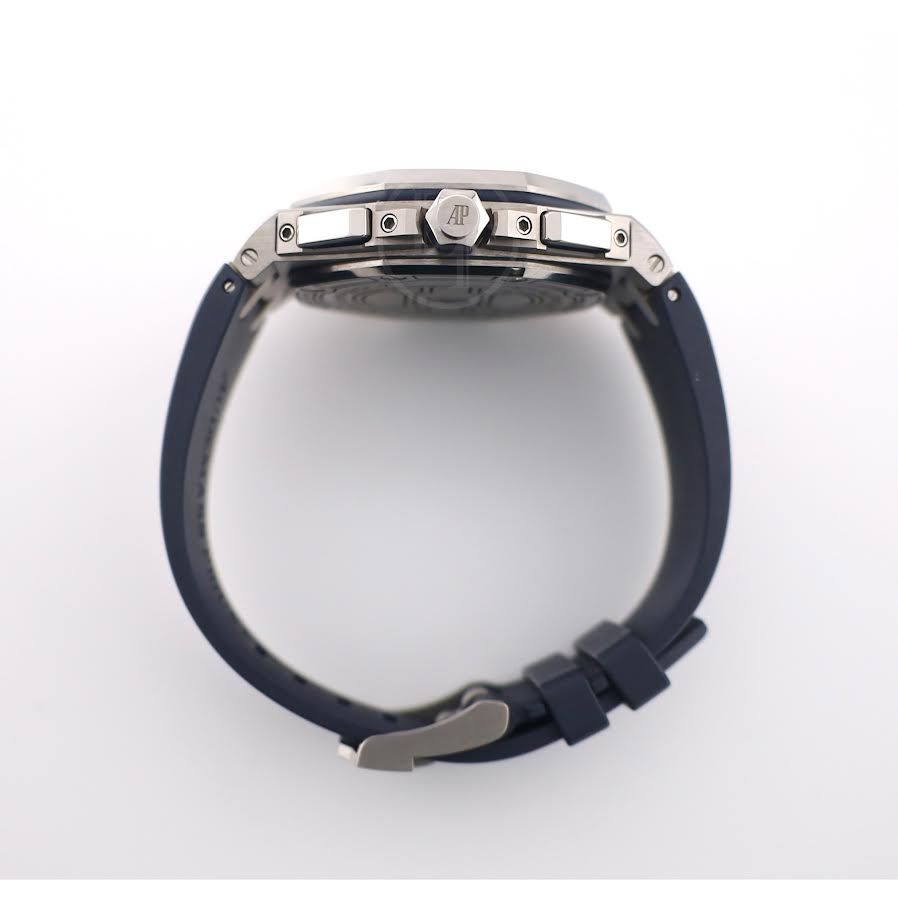 Audemars Piguet Royal Oak Offshore Selfwinding 42mm Chronograph Titanium Blue | 26480TI.OO.A027CA.01