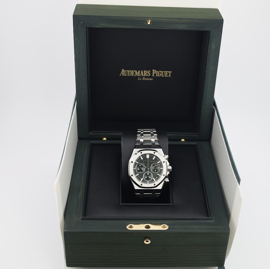 Audemars Piguet Royal Oak Chronograph "50th Anniversary" Stainless Steel 41mm Khaki Green Dial | 26240ST.OO.1320ST.04