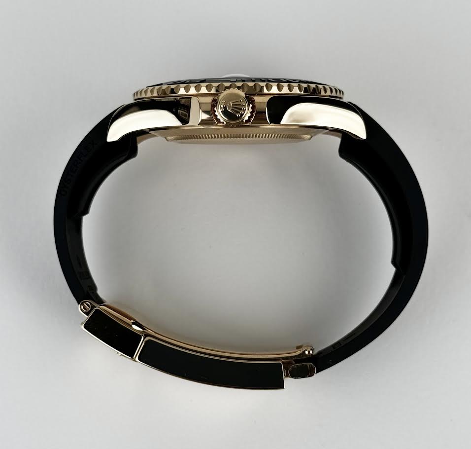 Rolex Yacht-Master 42 Yellow Gold Watch - Black Dial - Oysterflex Strap - 226658