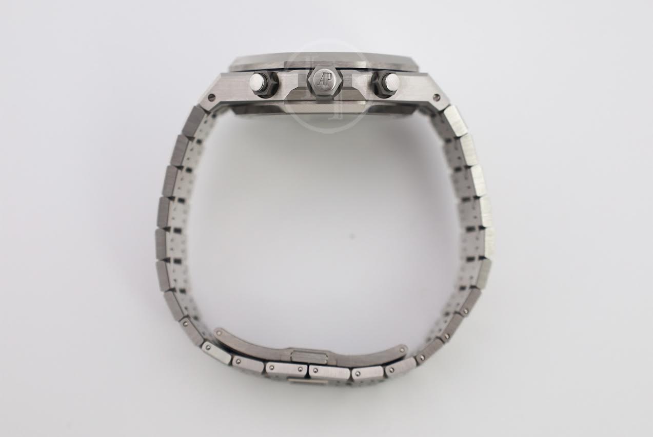 Audemars Piguet Royal Oak Chronograph "50th Anniversary" Stainless Steel 41mm Khaki Green Dial | 26240ST.OO.1320ST.04