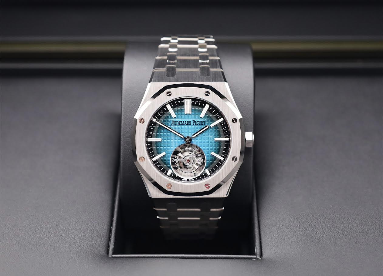 Audemars Piguet Royal Oak 41mm Flying Tourbillion Titanium Blue-Green Dial | 26730TI.OO.1320TI.04