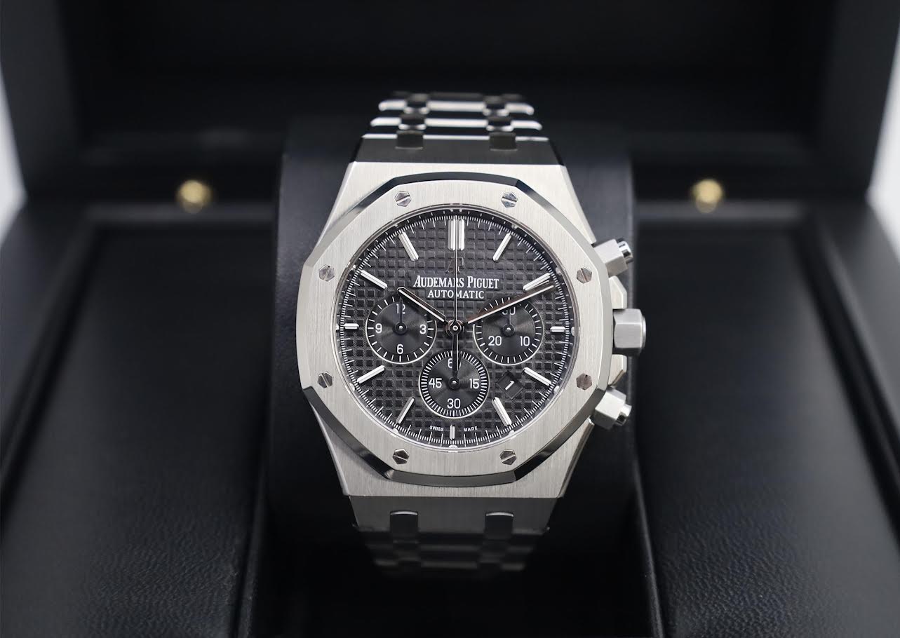 Audemars Piguet Royal Oak Chronograph Stainless Steel 41mm Black Dial Watch - 26320ST.OO.1220ST.01