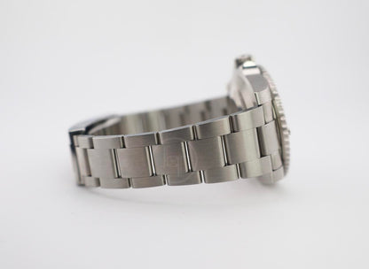 Rolex Submariner No Date Stainless Steel Black Dial & Ceramic Bezel Oyster Bracelet 114060