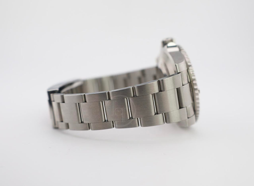 Rolex Submariner No Date Stainless Steel Black Dial & Ceramic Bezel Oyster Bracelet 114060