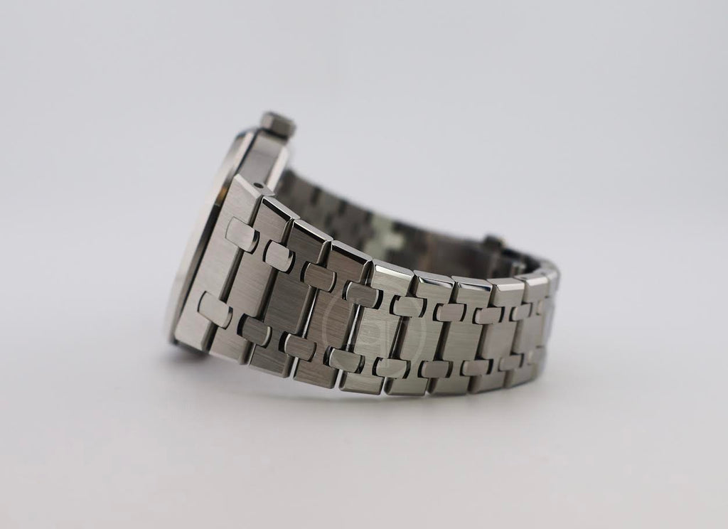 Audemars Piguet Royal Oak Selfwinding Watch - 41mm - Stainless Steel - Black Dial - Calibre 3120-Black Dial 41mm-15400ST.OO.1220ST.01