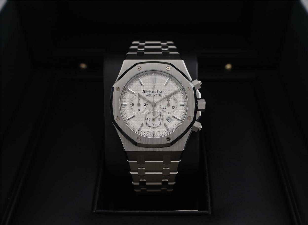 Audemars Piguet Royal Oak Stainless Steel Chronograph 41mm White Index Dial - 26320ST.OO.1220ST.02