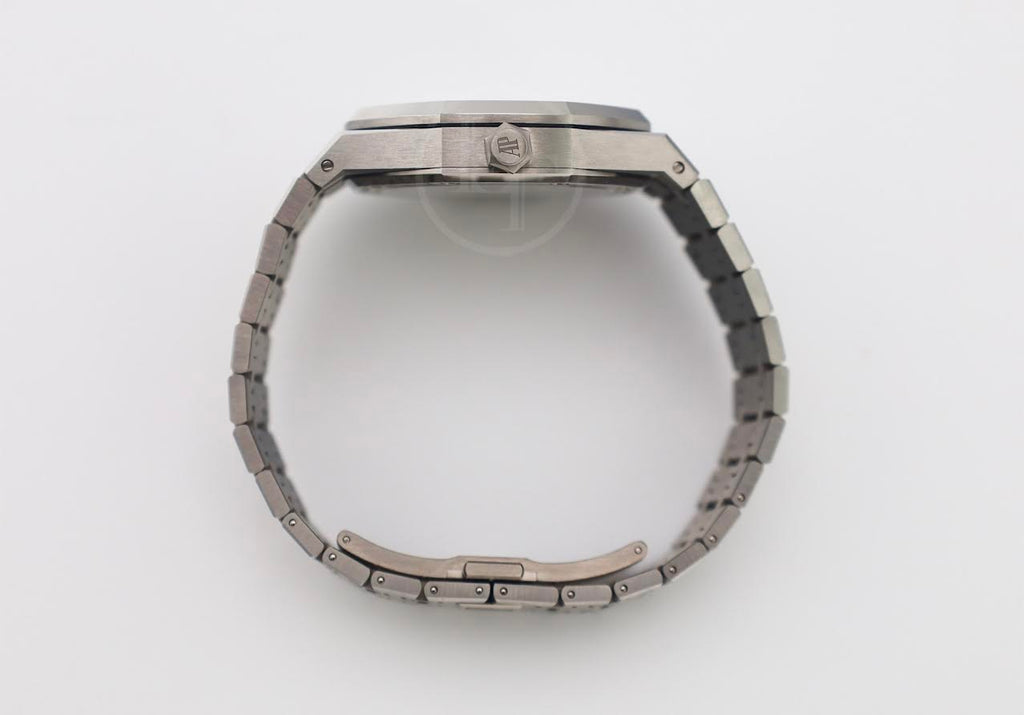 Audemars Piguet Royal Oak 41mm Flying Tourbillion Titanium Blue-Green Dial | 26730TI.OO.1320TI.04