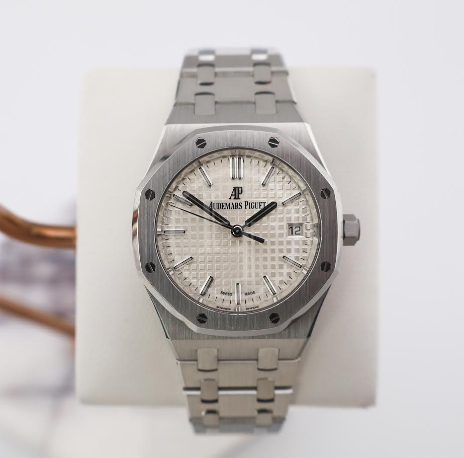 Audemars Piguet Royal Oak 34mm Stainless Steel Silver Dial - 77350ST.OO.1261ST.01