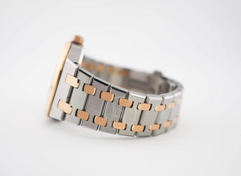 Audemars Piguet Royal Oak 34mm Stainless Steel Rose Gold Bezel Silver Dial - 77350SR.OO.1261SR.01