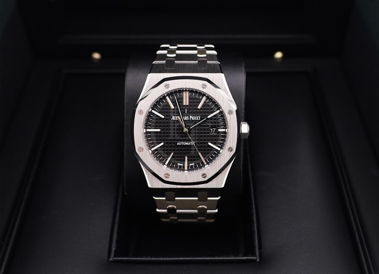 Audemars Piguet Royal Oak Selfwinding Watch - 41mm - Stainless Steel - Black Dial - Calibre 3120-Black Dial 41mm-15400ST.OO.1220ST.01