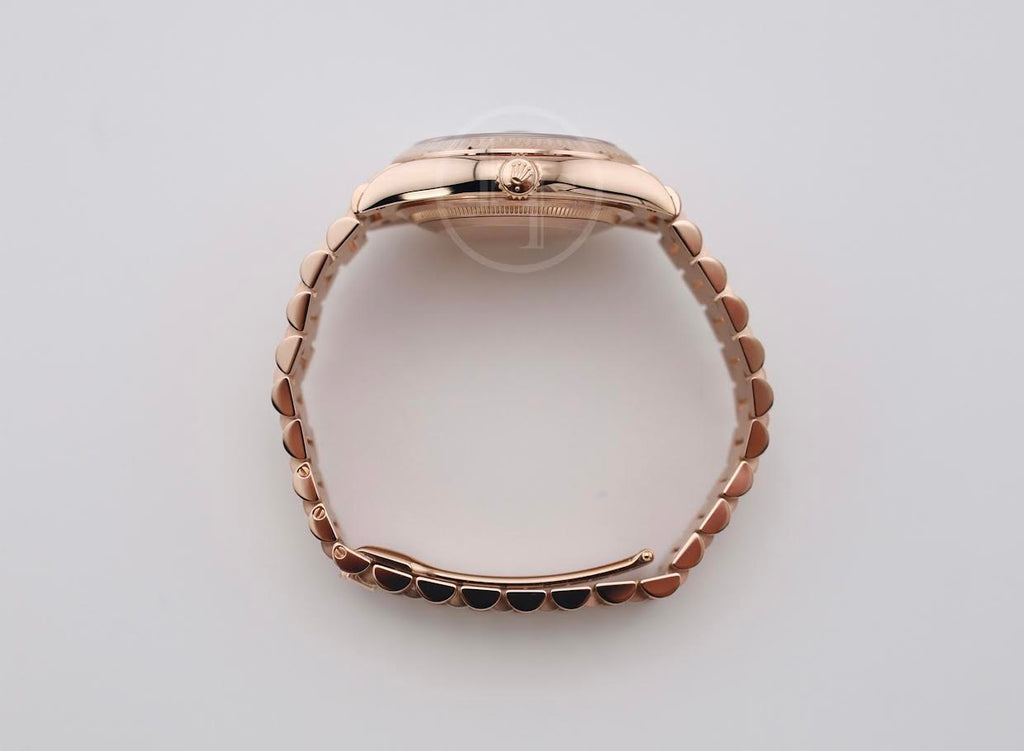 Rolex Day-Date 36 mm President Rose Gold Green Aventurine Diamond Dial Fluted Bezel - 128235