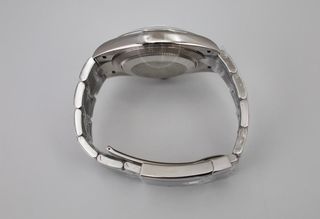 Rolex Datejust 41 Stainless Steel Blue Roman Dial Smooth Bezel Oyster Bracelet 126300 -