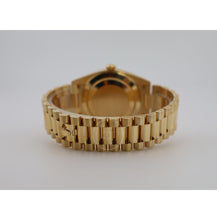 Load image into Gallery viewer, Rolex Day-Date 40 Yellow Gold Champagne Roman Dial &amp; Fluted Bezel President Bracelet 228238 -