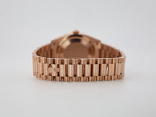 Load image into Gallery viewer, Rolex Day-Date 36 mm President Rose Gold Green Aventurine Diamond Dial Fluted Bezel - 128235