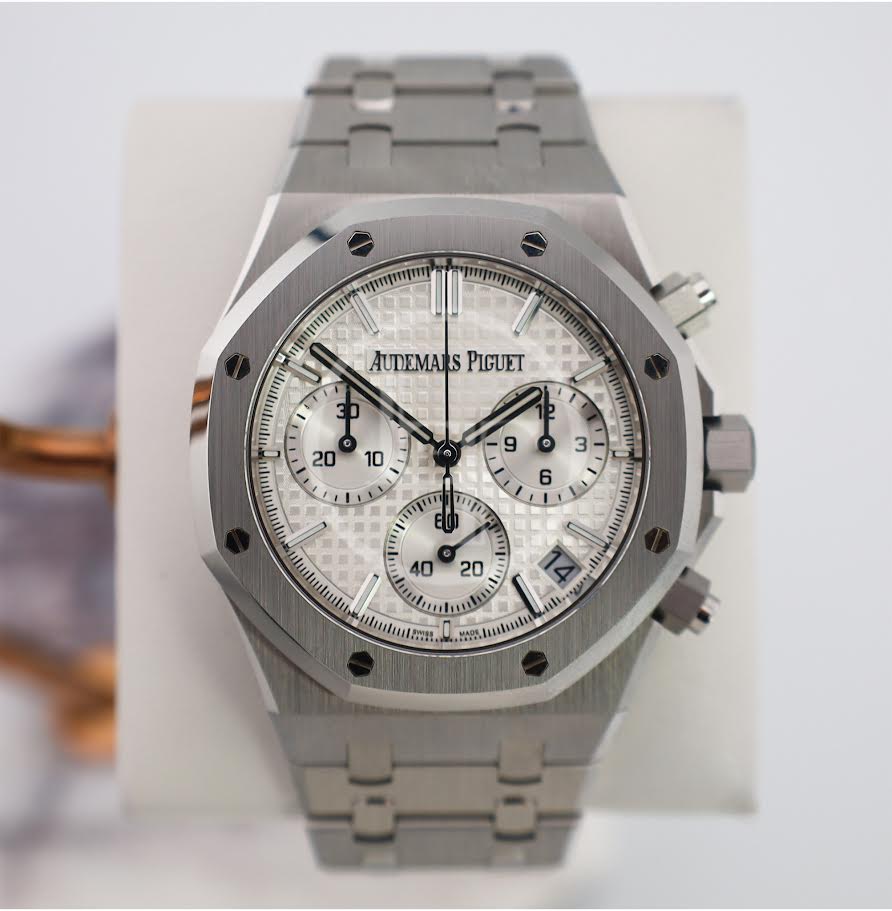 Audemars Piguet Royal Oak Selfwinding Stainless Steel 41mm White Dial 26240ST.OO.1320ST.03