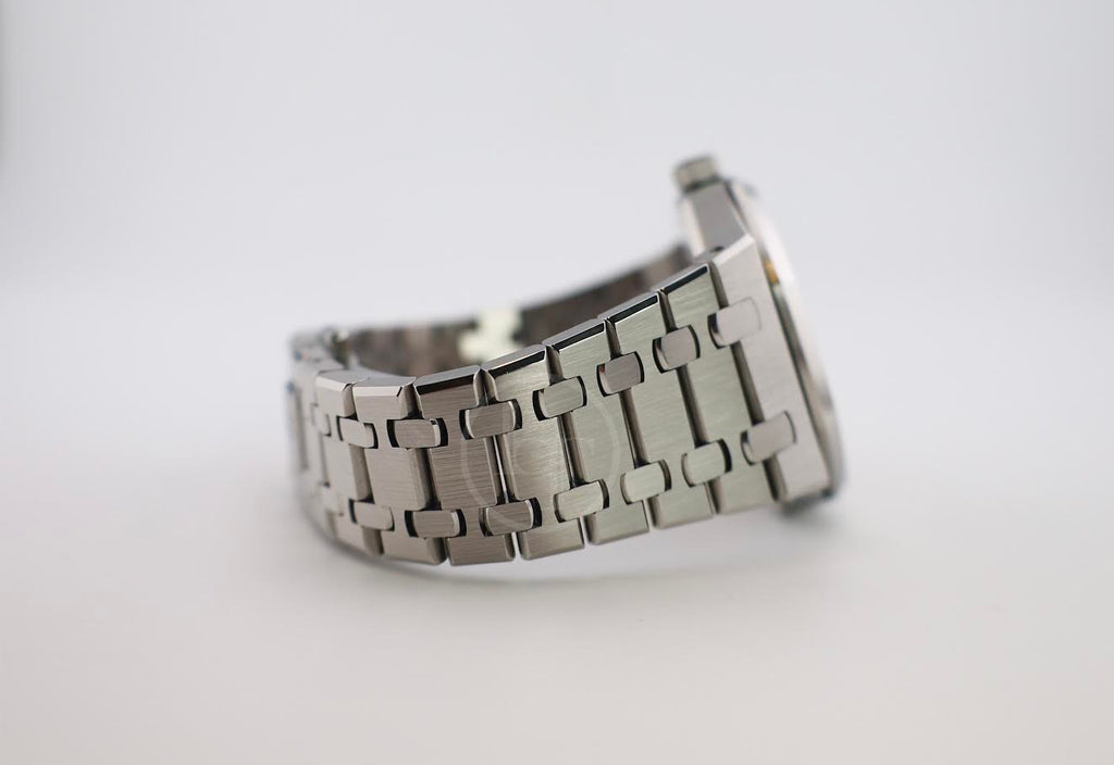 Audemars Piguet Royal Oak Selfwinding Watch - 41mm - Stainless Steel - Black Dial - Calibre 3120-Black Dial 41mm-15400ST.OO.1220ST.01