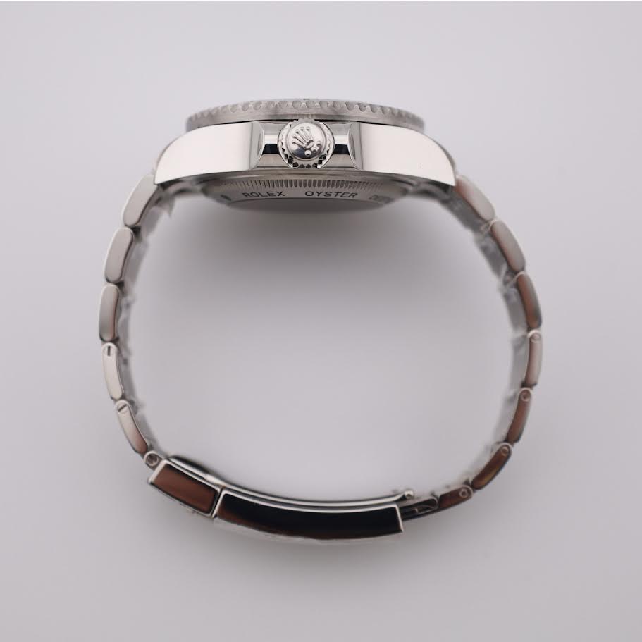 Rolex Deepsea Sea-Dweller 116660 D-Blue Ceramic James Cameron 44mm Stainless Steel