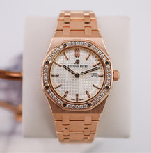 Load image into Gallery viewer, Audemars Piguet Ladies Collection Royal Oak Quartz Watch-Silver Dial 33mm-67651OR.ZZ.1261OR.01
