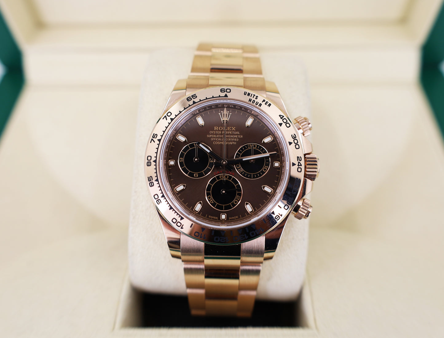 Rolex Cosmograph Daytona 40mm Chocolate Dial Everose Gold Bezel Oyster Bracelet 116505