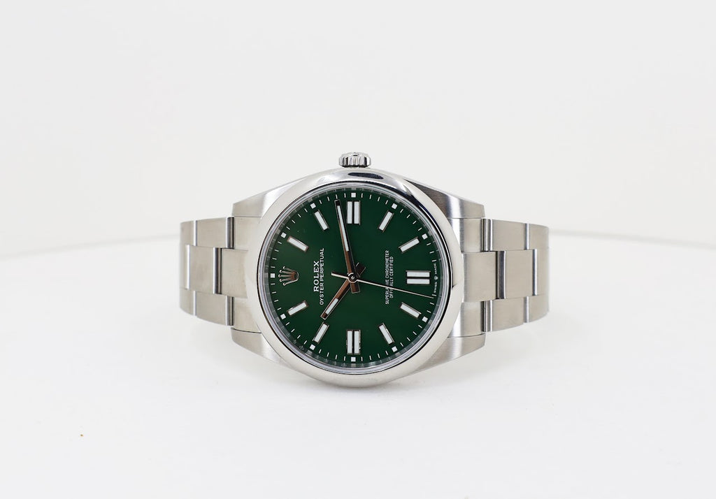 Rolex Oyster Perpetual 41 Watch - Domed Bezel - Green Index Dial - Oyster Bracelet - 2020 Release - 124300 greio