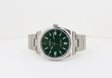 Load image into Gallery viewer, Rolex Oyster Perpetual 41 Watch - Domed Bezel - Green Index Dial - Oyster Bracelet - 2020 Release - 124300 greio