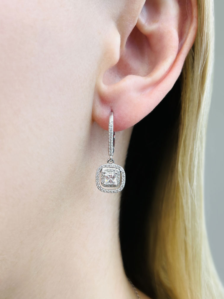 Day To Night Diamond Drop Diamond Earrings with 1.51 ct. (2X0.40 ct. center diamonds)