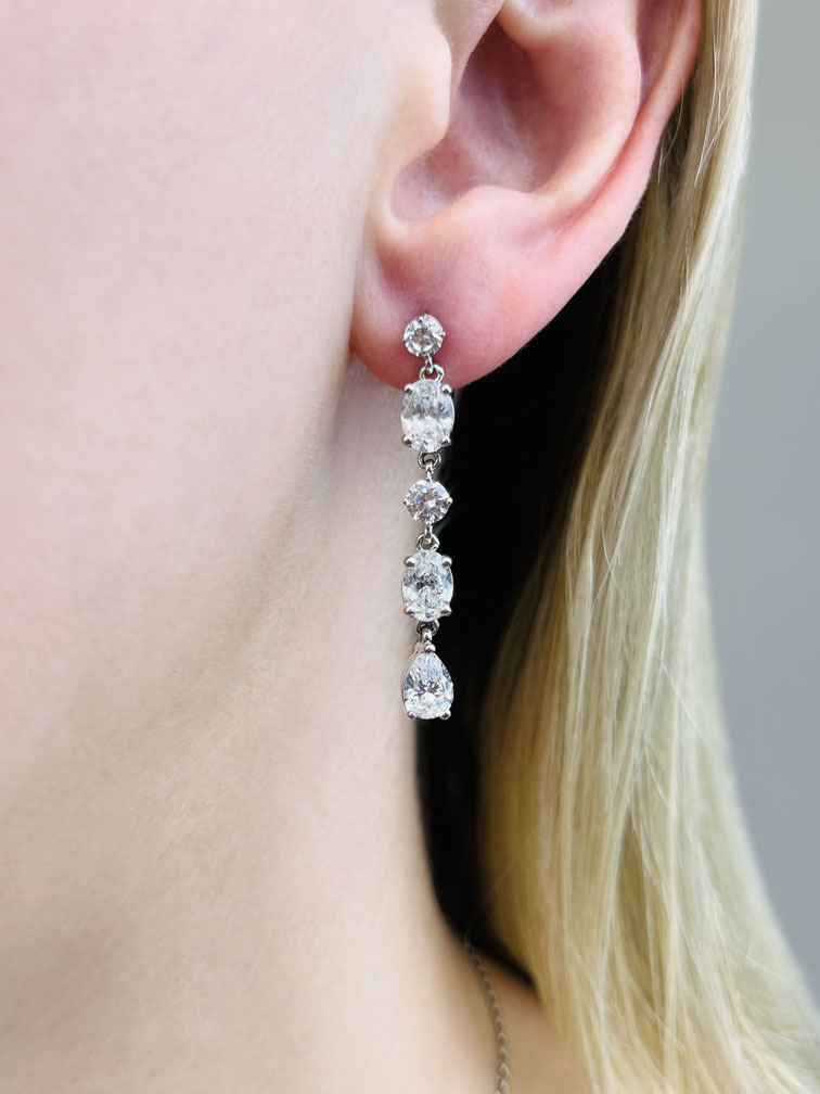 Celebration Diamond Drop Diamond Earrings with 5.98 ct.(finished)