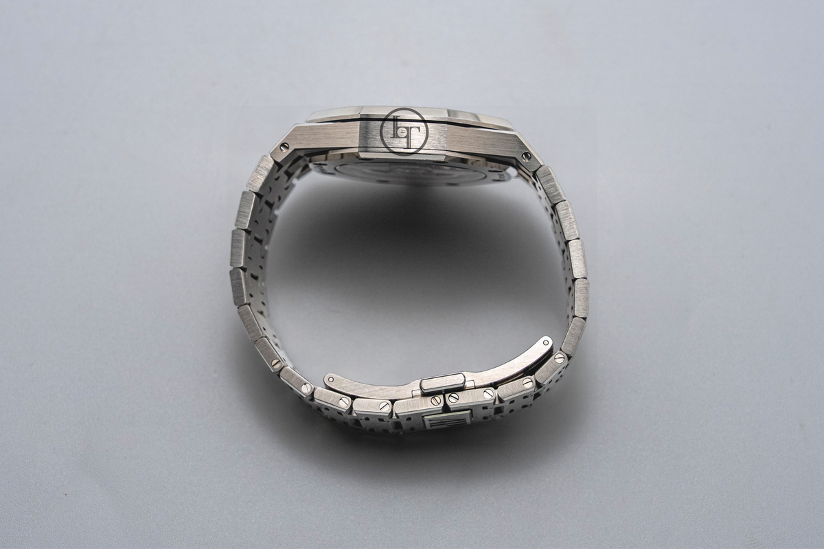 Audemars Piguet Royal Oak Stainless Steel 37mm Grey Dial Diamond Bezel | 15551ST.ZZ.1356ST.06