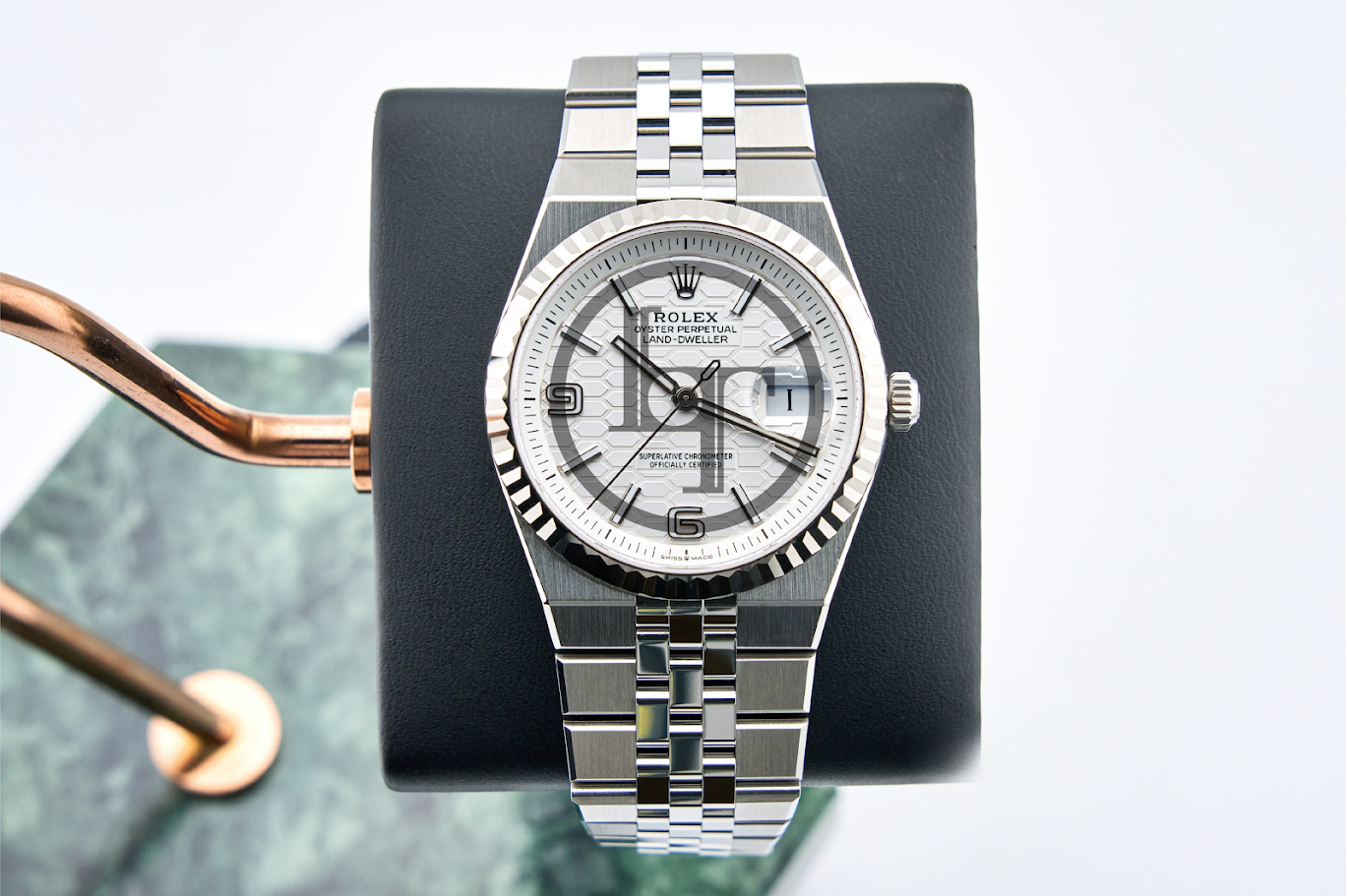 Rolex Land-Dweller 36 White Gold Oystersteel Intense White Honeycomb Motif Dial Fluted Bezel Flat Jubilee Bracelet 127234 - 2025