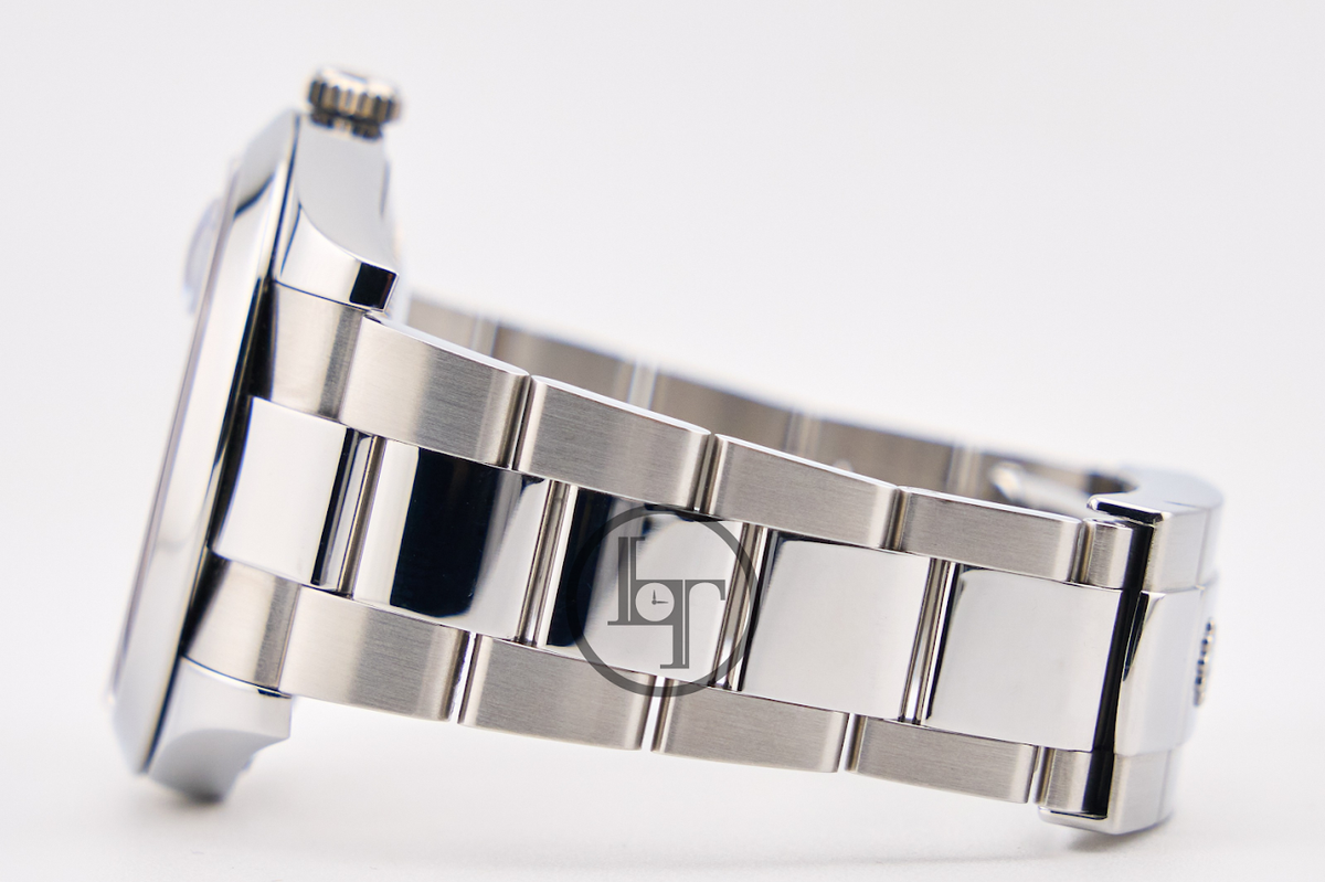 Rolex Datejust 41 Stainless Steel Blue Roman Dial Smooth Bezel Oyster Bracelet 126300 -
