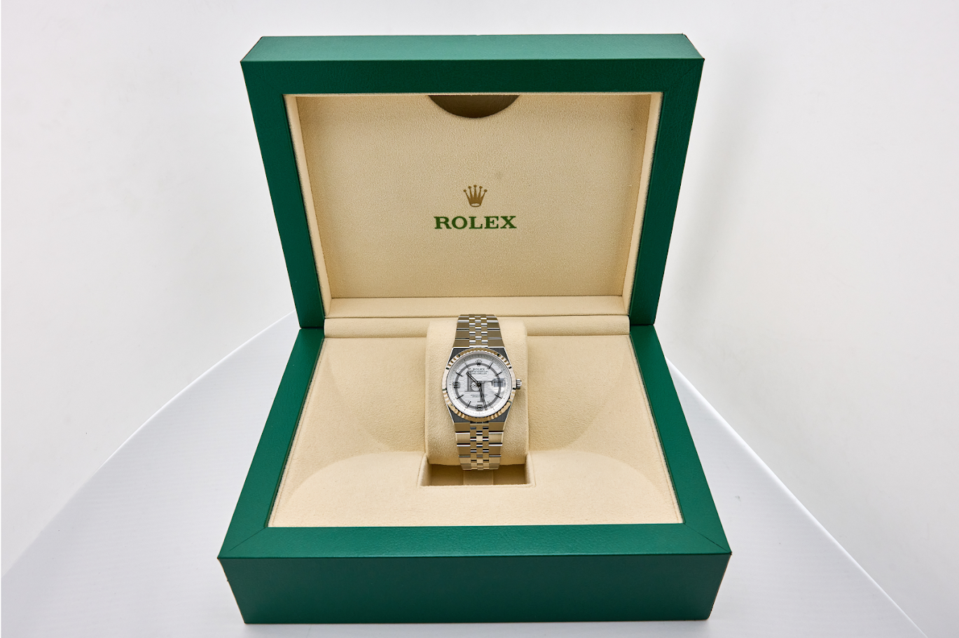 Rolex Land-Dweller 36 White Gold Oystersteel Intense White Honeycomb Motif Dial Fluted Bezel Flat Jubilee Bracelet 127234 - 2025
