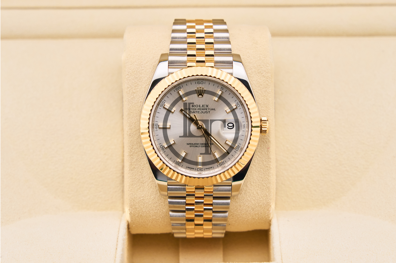 Rolex Steel and Yellow Gold Rolesor Datejust 41 Watch - Fluted Bezel - Silver Index Dial - Jubilee Bracelet - 126333 sij