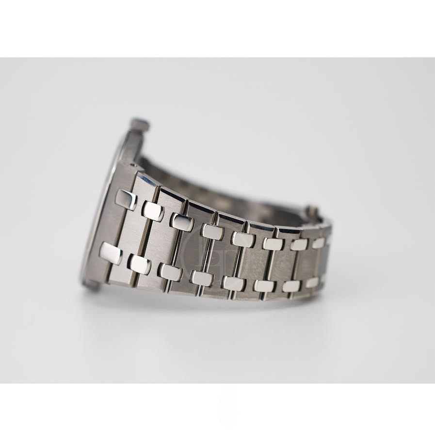 Audemars Piguet Royal Oak 41mm Perpetual Calendar Ultra - Thin Titanium Platinum Bezel Blue Dial - 26586IP.OO.1240IP.01 - Luxury Time NYC