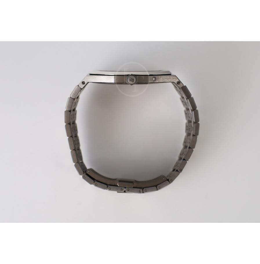 Audemars Piguet Royal Oak 41mm Perpetual Calendar Ultra - Thin Titanium Platinum Bezel Blue Dial - 26586IP.OO.1240IP.01 - Luxury Time NYC