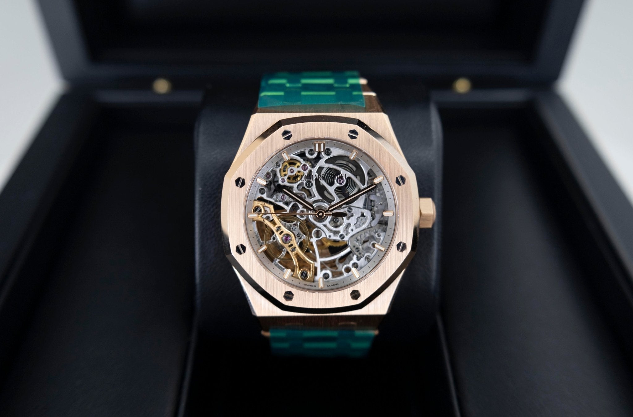 Audemars Piguet Royal Oak Openworked 15407OR.OO.1220OR.01 – Luxury