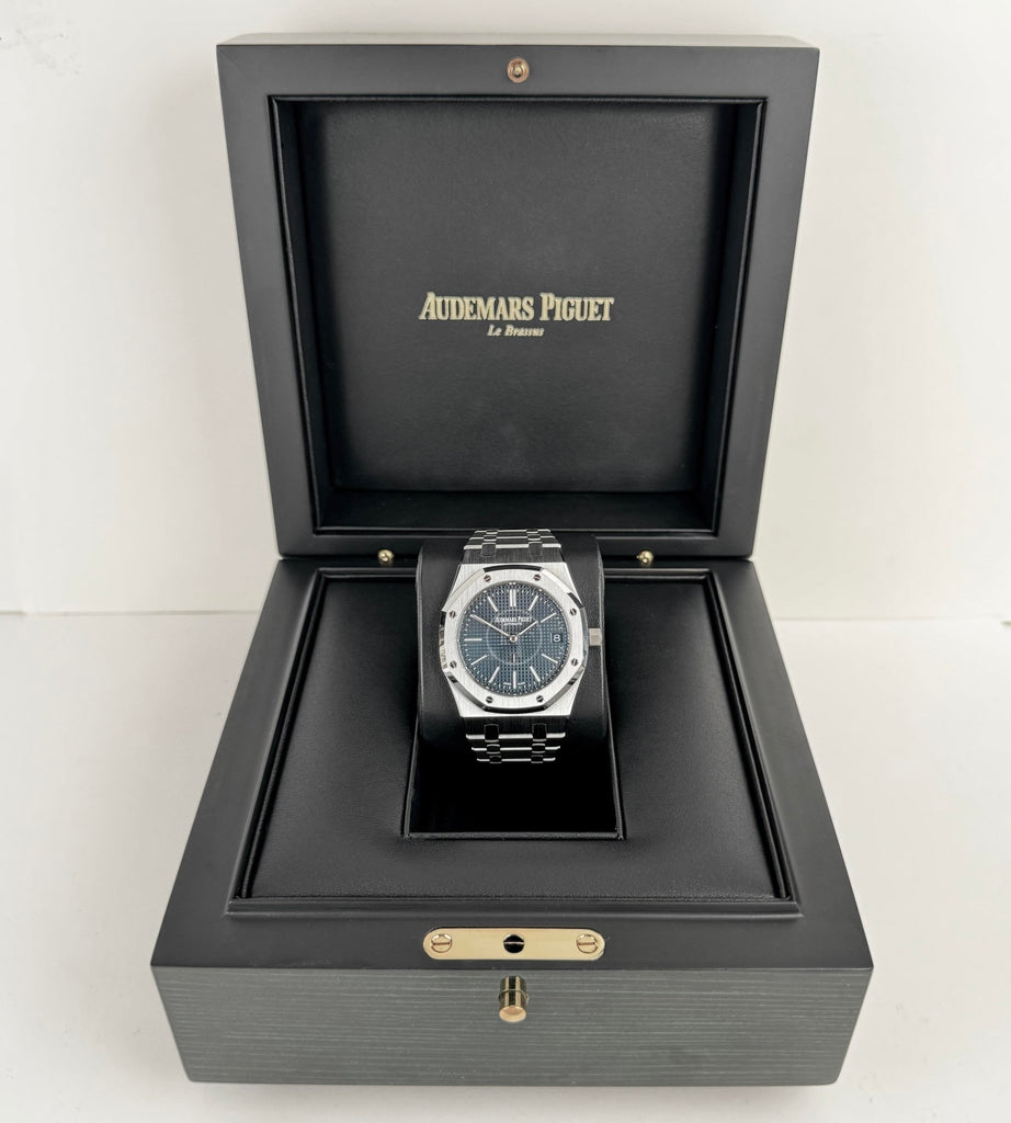 Audemars Piguet Royal Oak Jumbo 39mm Extra - Thin Stainless Steel Blue Dial | 16202ST.OO.1240ST.02 - Luxury Time NYC