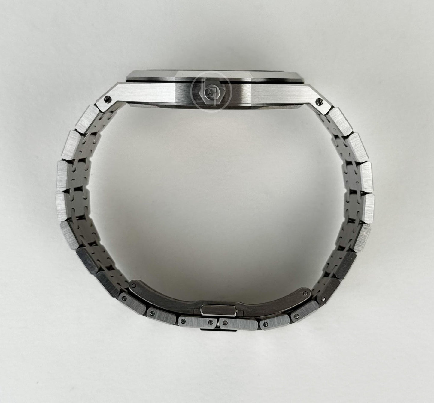 Audemars Piguet Royal Oak Jumbo 39mm Extra - Thin Stainless Steel Blue Dial | 16202ST.OO.1240ST.02 - Luxury Time NYC